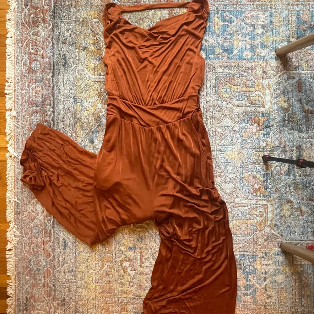 Classy sunset pant suit